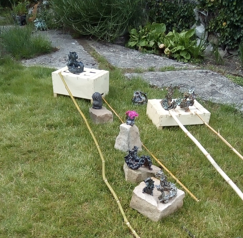 expo dans le jardin du Jongleur d'Etoiles