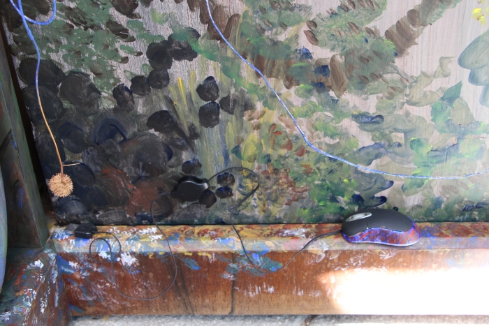 La jungle sous le piano (trou de souris)